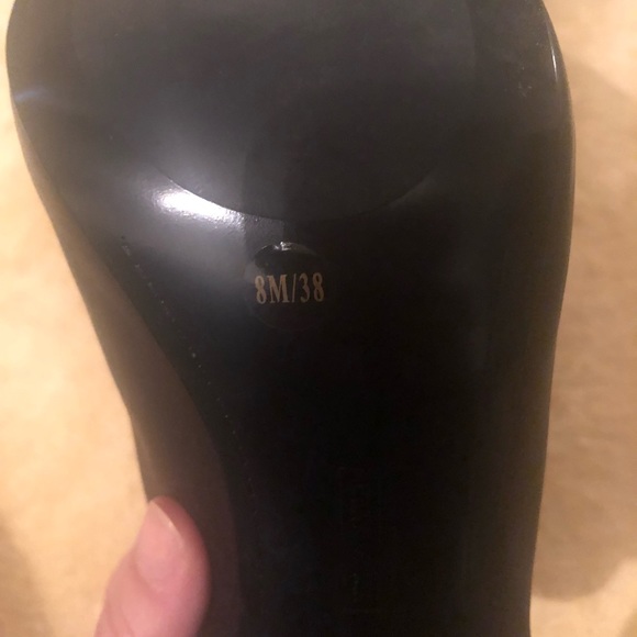 Vince Camuto Peep Toe Heel - Picture 5 of 7